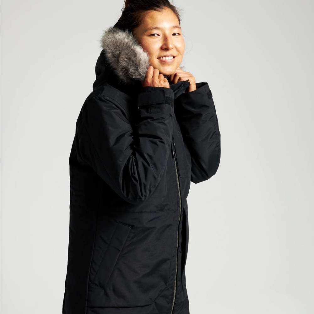 Burton Saxton Parka snowboard jacket